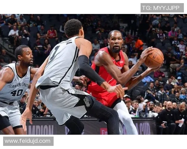 天赋巅峰对决：文班与杜兰特谁更胜一筹？